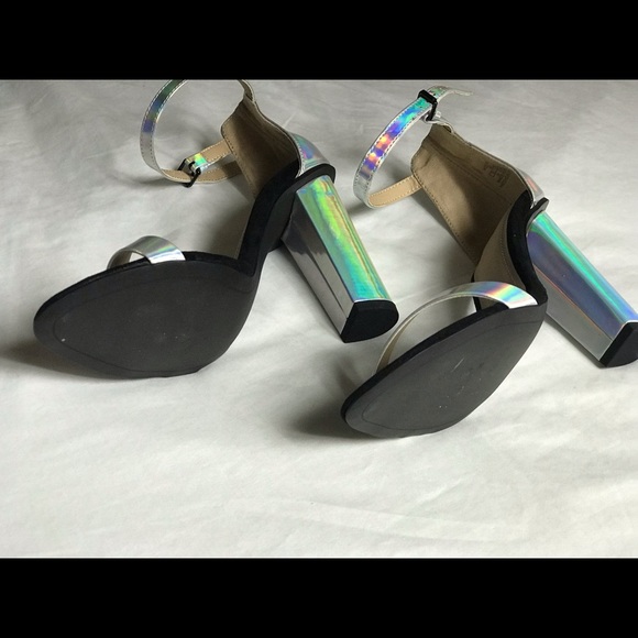 Zara - metallic silver heels - Picture 2 of 4